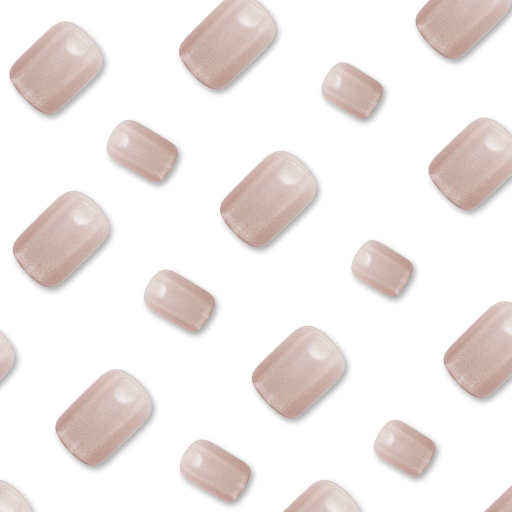 EFFORTLESS CHIC NAILS